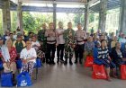 Dansatgas TMMD Karangasem Hadirkan Senyum Warga Lewat Sembako